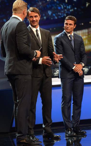 Peter Schmeichel, 51 anni, Paolo Maldini, 47 e Javier Zanetti, 42. Bozzani